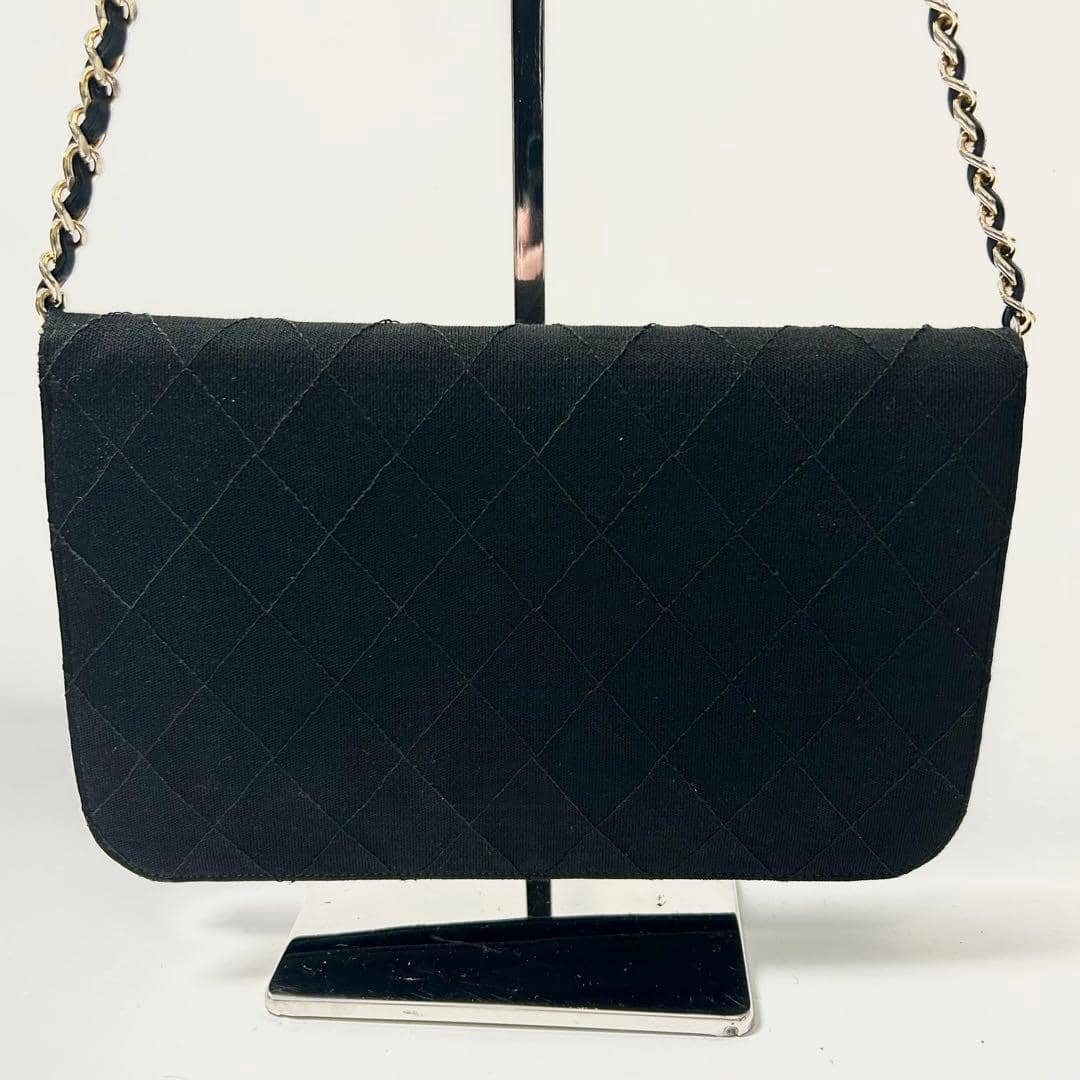 Chanel Matelassé Schultertasche 2