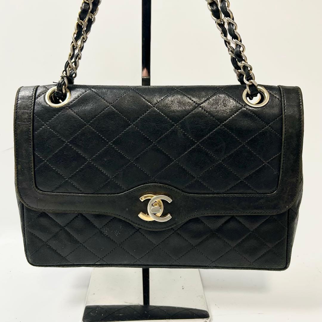 Chanel Matelassé Schultertasche 2