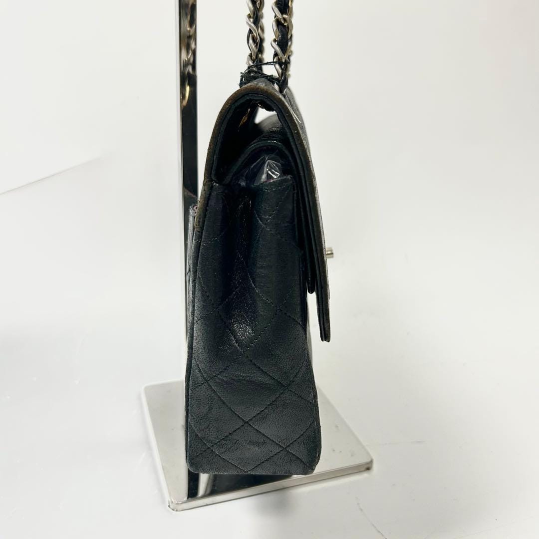 Chanel Matelassé Schultertasche 4