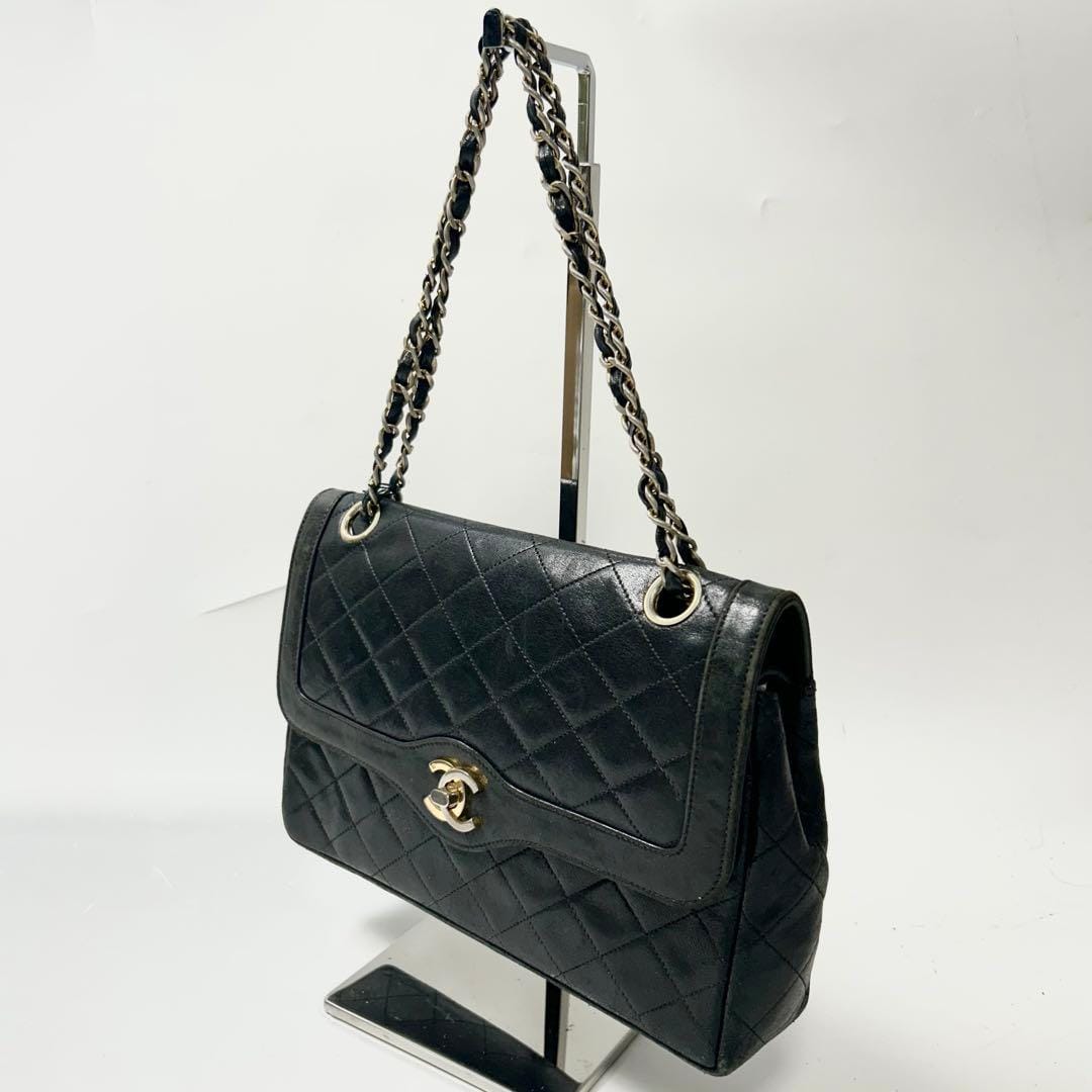 Chanel Matelassé Schultertasche 7