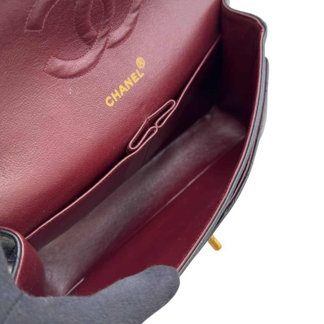 Chanel Matelasse 25 7