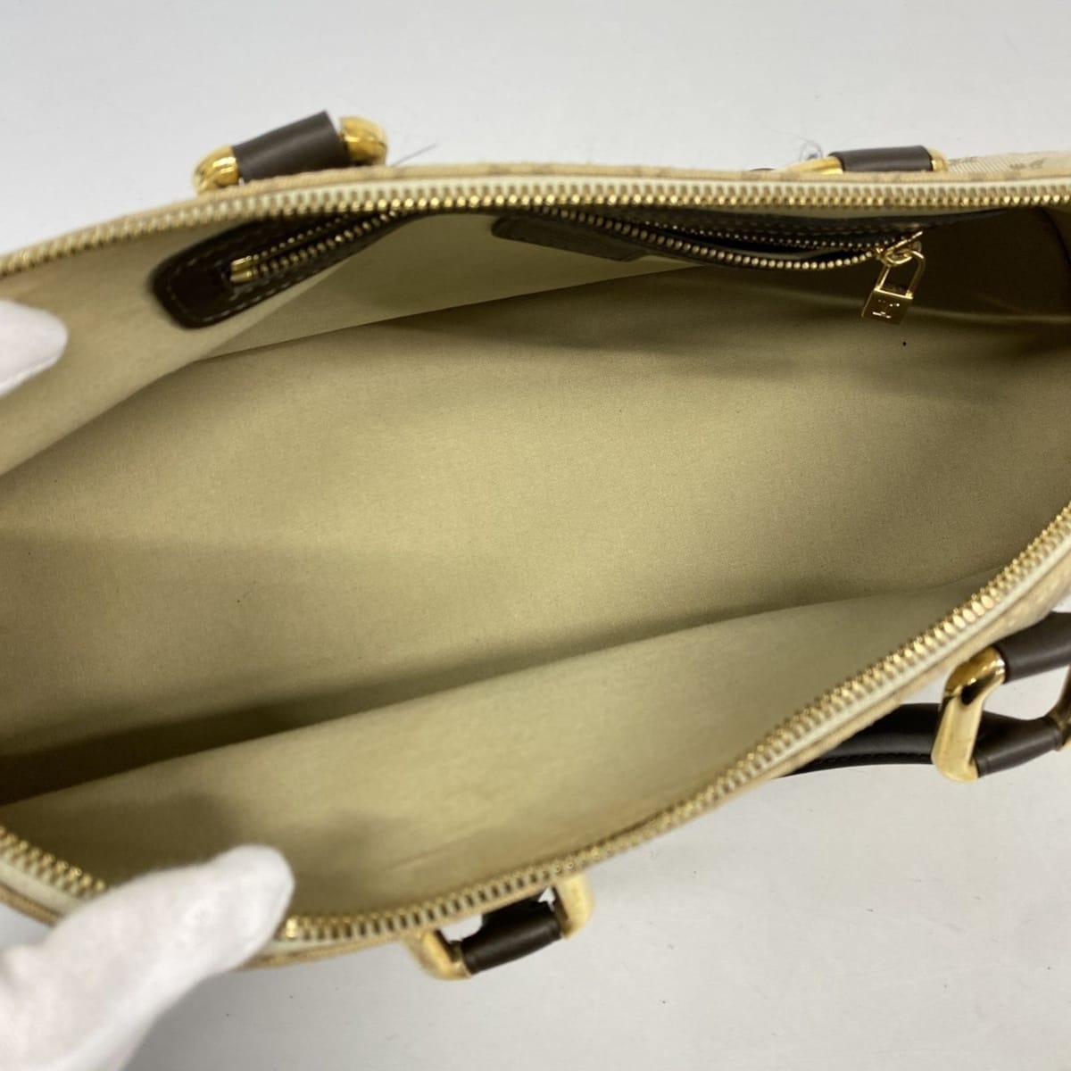 Louis Vuitton Alma Long 4