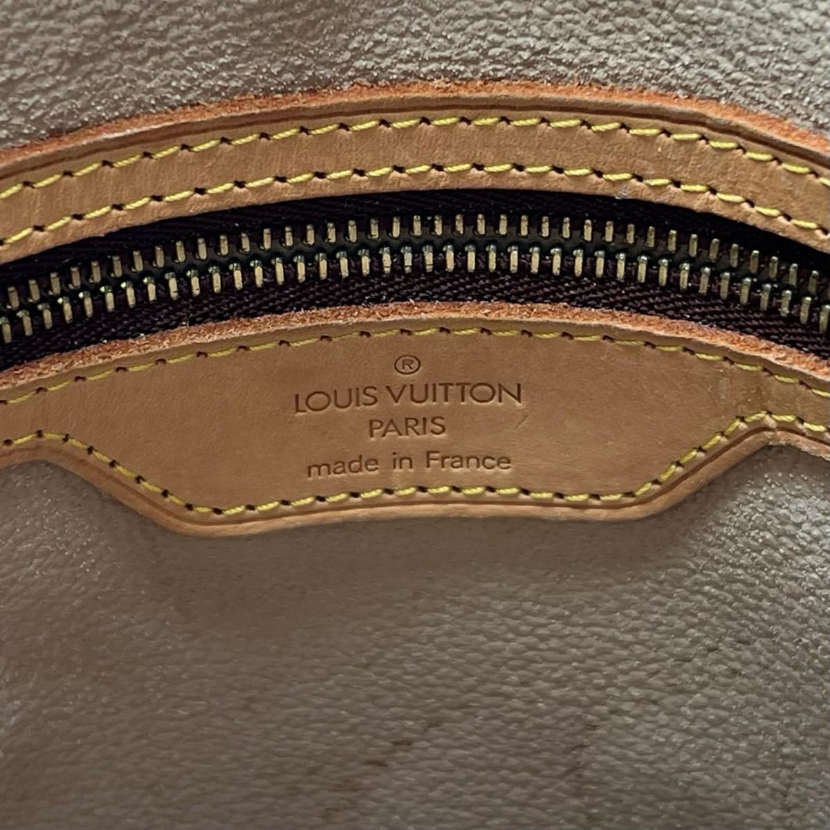Louis Vuitton Petit Bucket 9